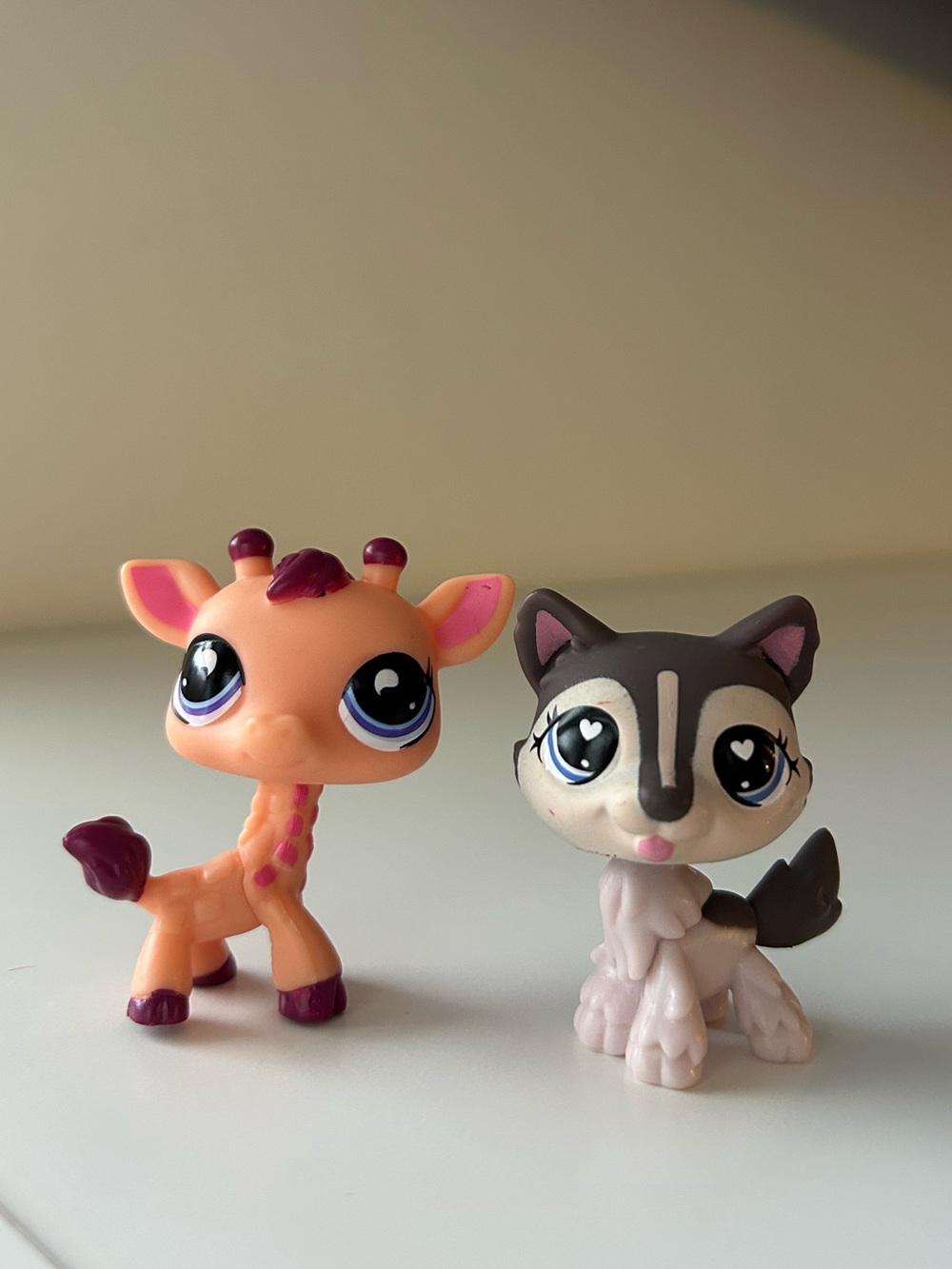 Littlest Pet Shop Husky & Giraffe
